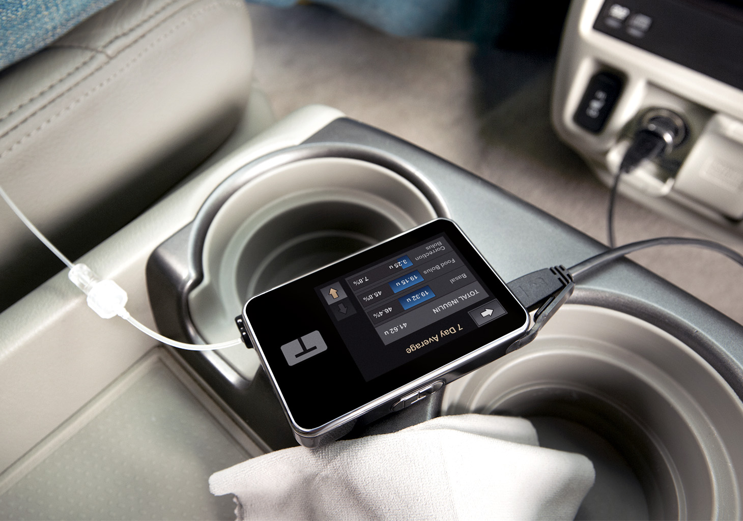 Charging the t:slim X2 Insulin Pump in car